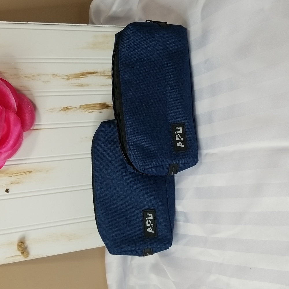 APL FOR AMERICAN AIRLINES SET OF 2 BLUE EMENTY BAGS